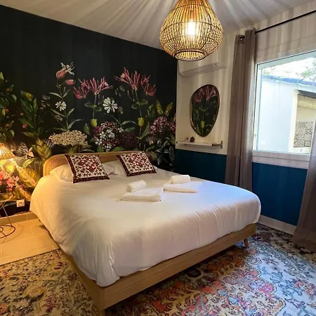 Holiday Home Nature And Swimming Pool In Provence ! *