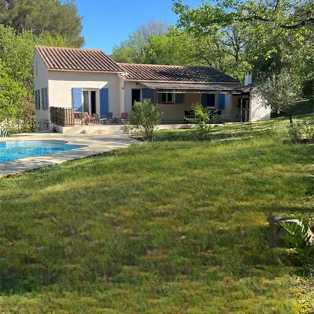 Holiday home Holiday Home Nature And Swimming Pool In Provence ! Merindol